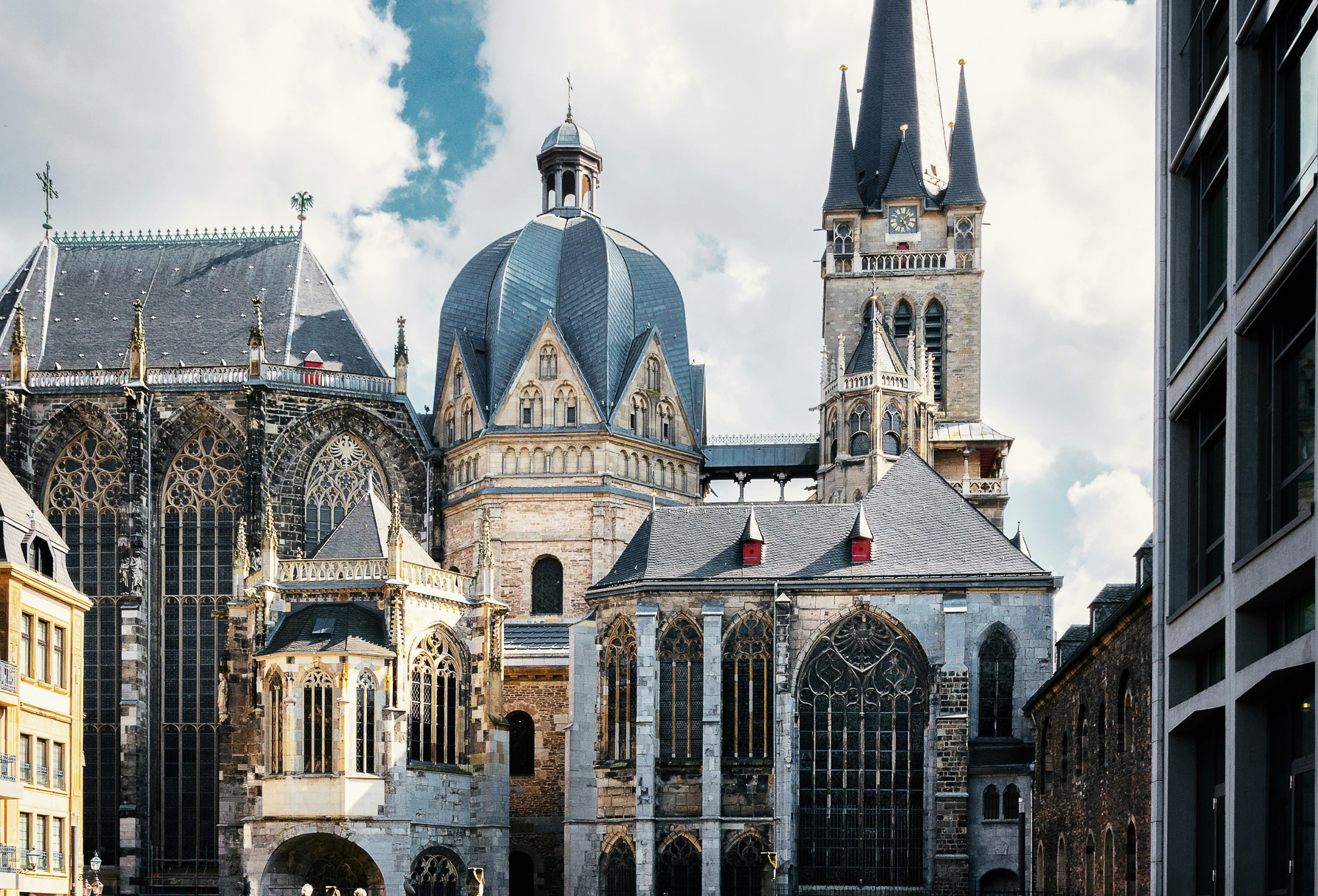 Aachen Cathedral - Photo by  Carolina Nichitin